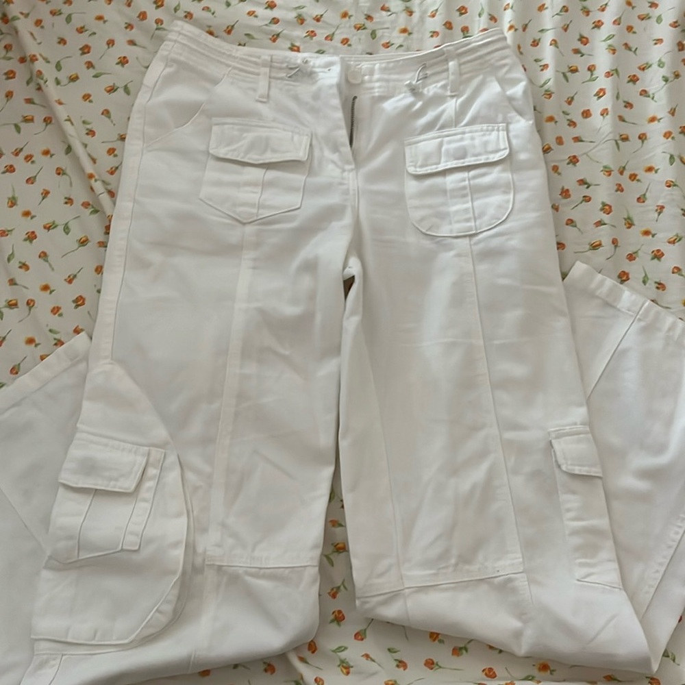 kim cargo pants not used. kim cargo pants from brandy melville.